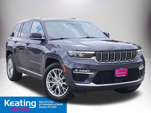 Used 2022 Jeep Grand Cherokee Summit w/ Trailer Tow Prep Group (B) RWD image 3