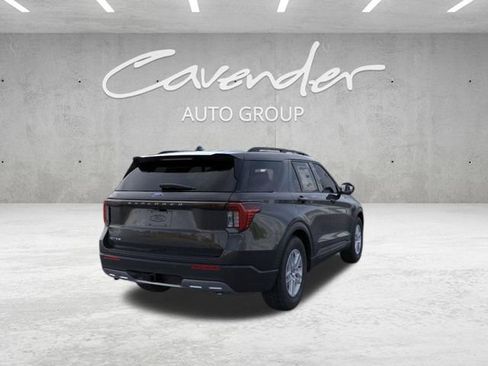 New 2026 Ford Explorer Active w/ Active Comfort Package image 8