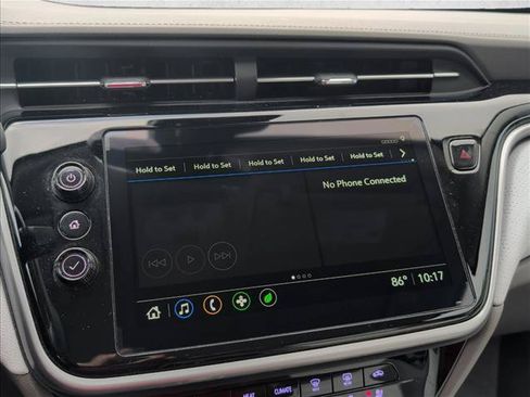 Used 2022 Chevrolet Bolt EUV Premier FWD image 14