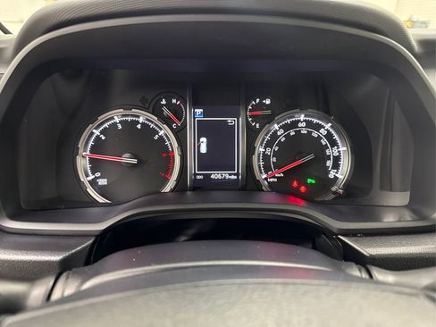 Used 2021 Toyota 4Runner Limited image 22