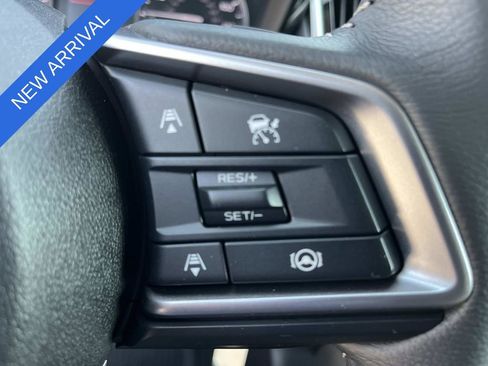 Used 2025 Subaru Outback Premium w/ Popular Package #1A AWD/4WD image 29
