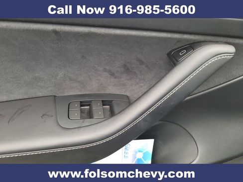 Used 2023 Tesla Model 3 Standard Range image 16