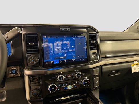 New 2026 Ford F350 Lariat w/ Lariat Ultimate Package AWD/4WD image 12