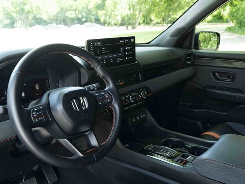 Used 2026 Honda Passport TrailSport image 17