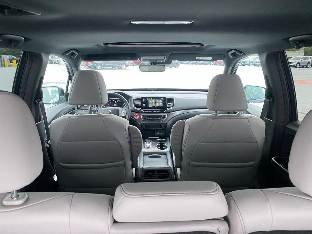 Used 2023 Honda Passport EX-L image 11