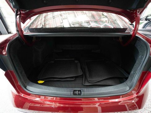 Used 2025 Toyota Corolla LE FWD image 27