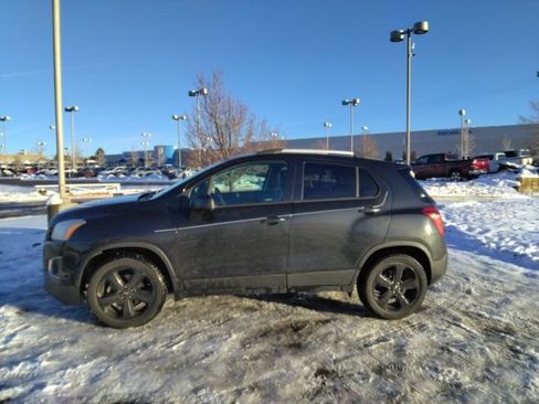 Used 2016 Chevrolet Trax LTZ w/ Midnight Edition image 6