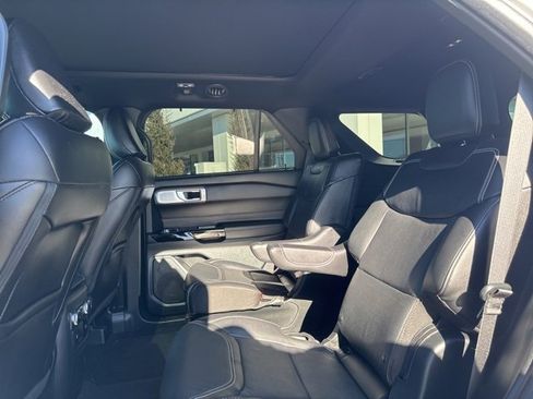 Used 2024 Ford Explorer ST w/ Equipment Group 401A image 12