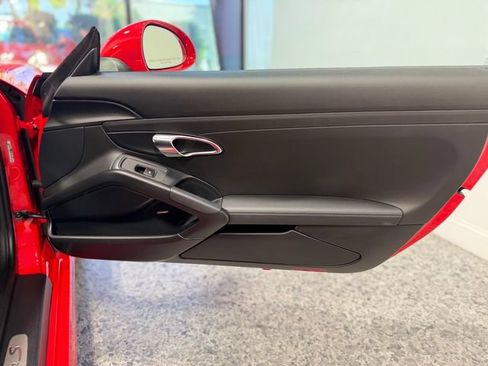 Used 2015 Porsche Cayman S RWD image 34