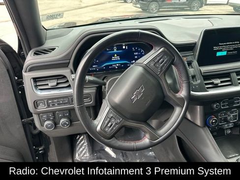 Used 2022 Chevrolet Suburban RST w/ Luxury Package AWD/4WD image 8