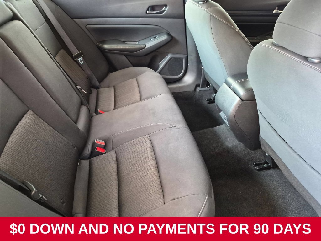 Used 2025 Nissan Altima 2.5 SV FWD image 29