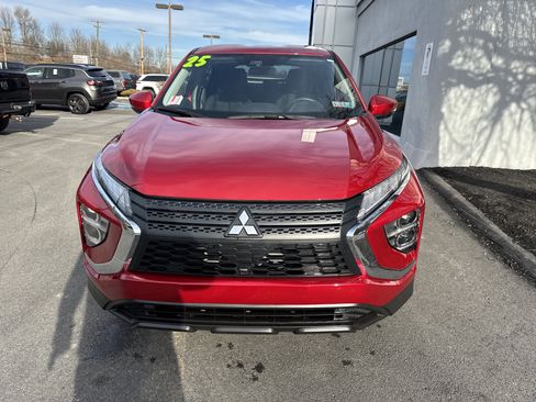 Used 2025 Mitsubishi Eclipse Cross ES image 11