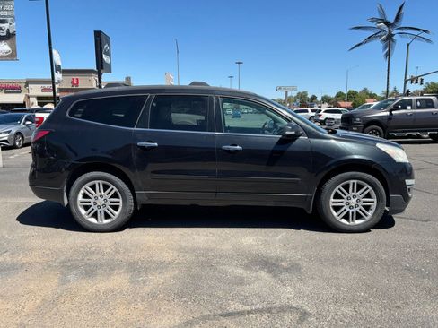Used 2014 Chevrolet Traverse LT w/ All-Star Edition AWD/4WD image 4