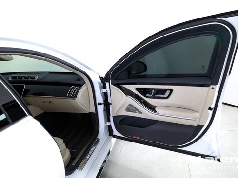 Used 2024 Mercedes-Benz S 580 4MATIC Sedan w/ AMG Line image 26