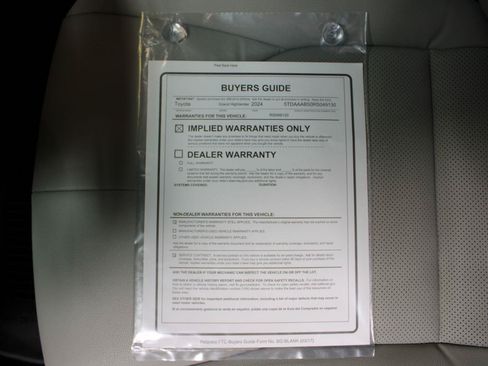 Certified 2024 Toyota Grand Highlander AWD image 50