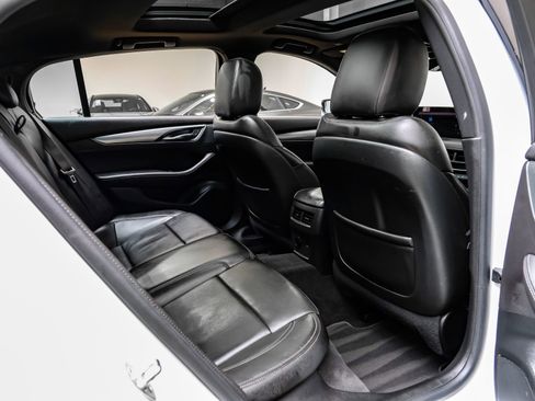 Used 2025 Cadillac CT5 Premium Luxury image 40