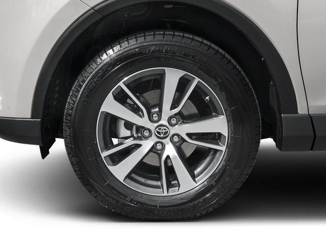 Used 2016 Toyota RAV4 XLE AWD/4WD image 11