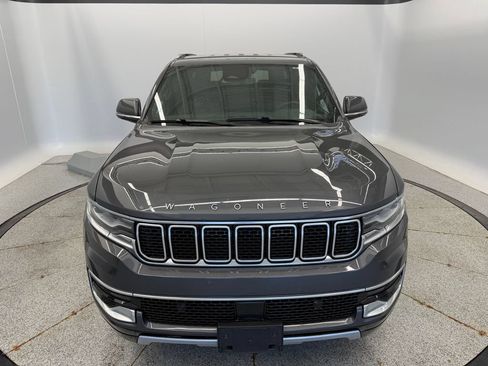 Used 2022 Jeep Wagoneer Series II AWD/4WD image 6