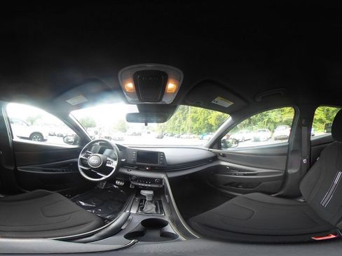 Used 2026 Hyundai Elantra Sport FWD image 38