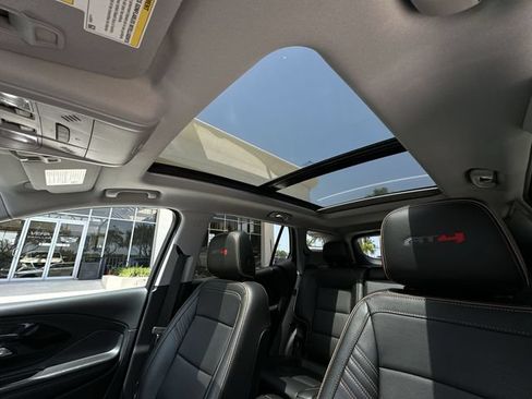 Certified 2022 GMC Terrain AT4 w/ Infotainment Package II AWD/4WD image 29