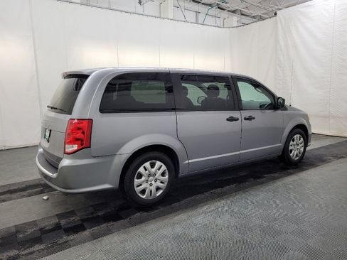 Used 2019 Dodge Grand Caravan SE image 10