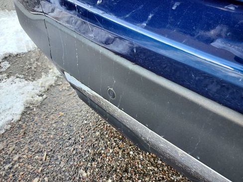 Used 2023 Chevrolet Equinox Premier image 17