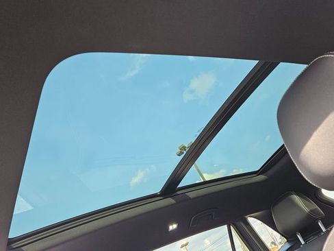 New 2026 Volkswagen Atlas Cross Sport SEL R-Line image 21