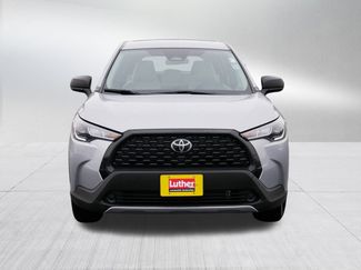 Used 2024 Toyota Corolla Cross L video 2