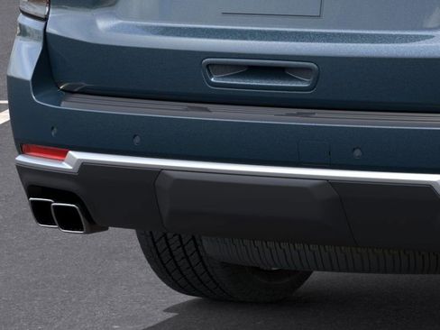 New 2026 Chevrolet Suburban High Country image 14