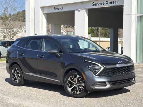 Used 2025 Kia Sportage EX FWD image 1
