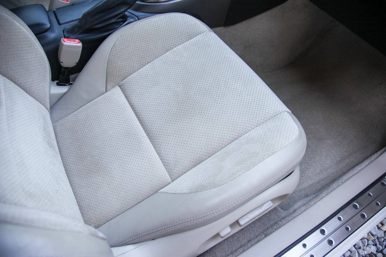 Used 2001 Lexus IS 300 w/ Leather Trim Pkg RWD image 67