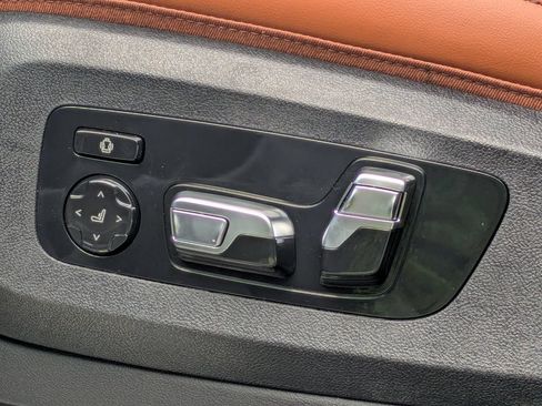 New 2027 BMW X7 xDrive40i AWD/4WD image 13