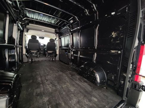 Used 2022 RAM ProMaster 2500 image 9