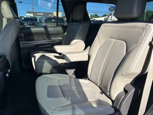 Certified 2021 Ford Expedition Limited AWD/4WD image 10