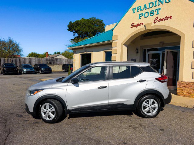 Used 2020 Nissan Kicks S FWD image 26