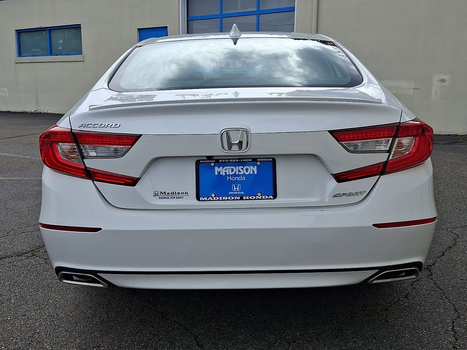 Used 2018 Honda Accord Sport image 5