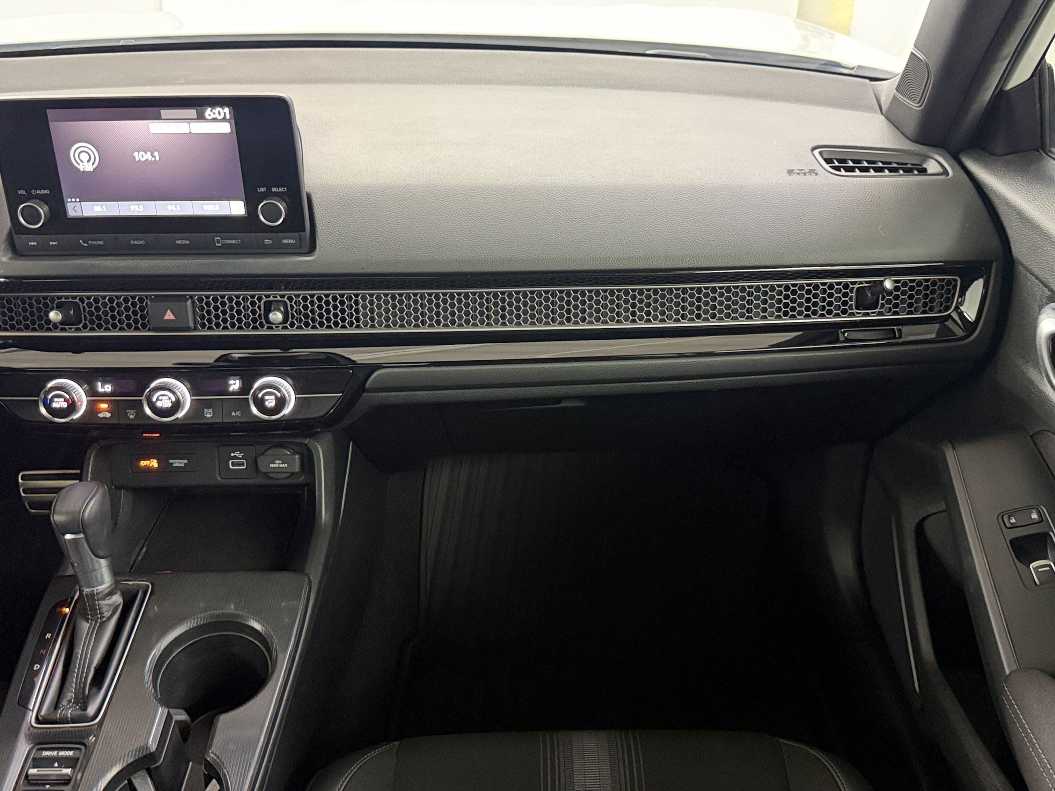 Certified 2024 Honda Civic Sport image 28