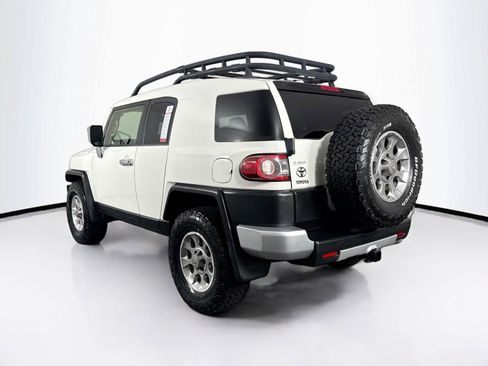 Used 2012 Toyota FJ Cruiser 4WD w/ Upgrade Pkg image 11