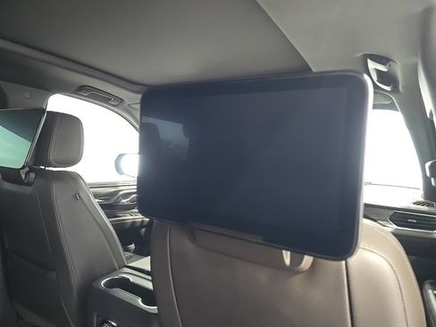 Used 2021 GMC Yukon Denali w/ Denali Premium Package image 27