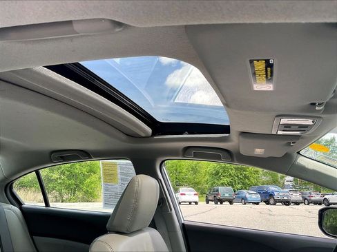 Used 2012 Honda Civic EX-L image 22