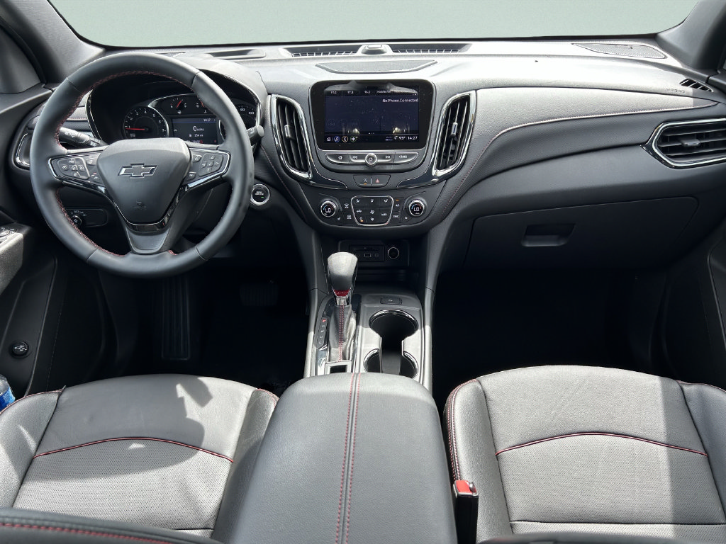 Used 2023 Chevrolet Equinox RS w/ RS Leather Package FWD image 18