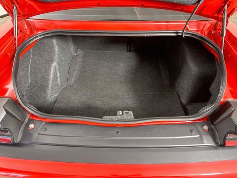 Used 2019 Dodge Challenger SRT Hellcat RWD image 21