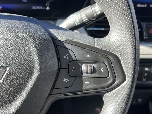 Used 2024 Chevrolet TrailBlazer LT image 25