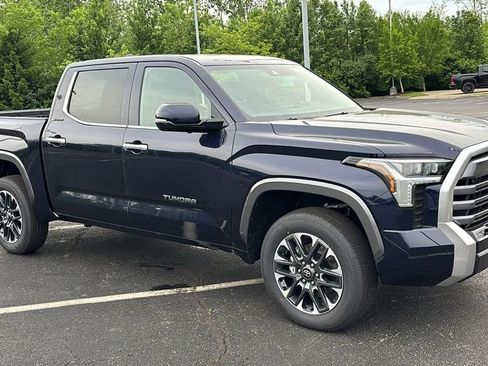 New 2026 Toyota Tundra Limited AWD/4WD image 32