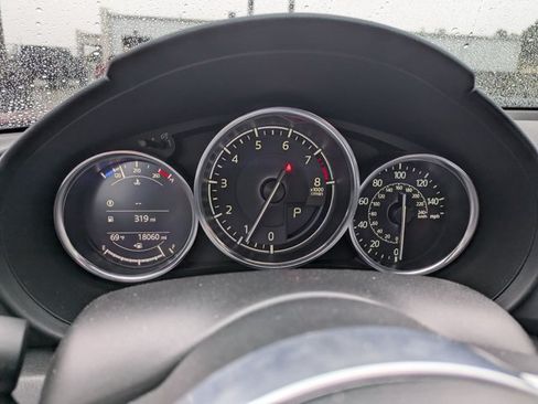 Used 2020 MAZDA MX-5 Miata RF Grand Touring RWD image 11