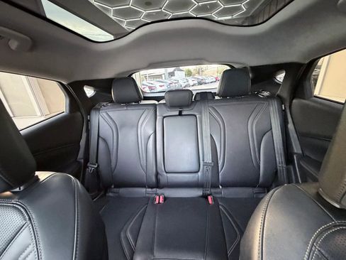 Used 2021 Ford Mustang Mach-E Premium image 30