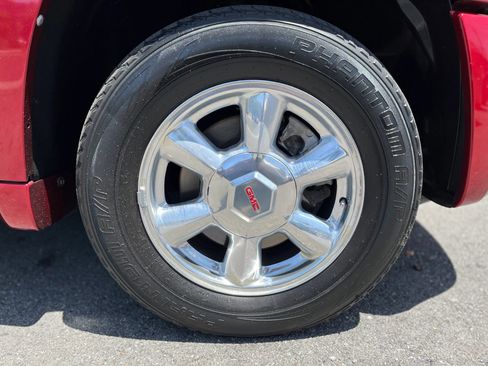 Used 2004 GMC Envoy XUV SLE w/ 1SB Preferred Equipment Group RWD image 9