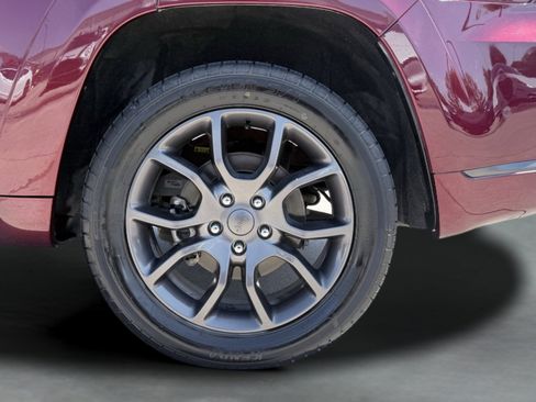 Used 2020 Jeep Grand Cherokee High Altitude AWD/4WD image 19