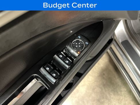 Used 2013 Ford Fusion SE FWD image 15