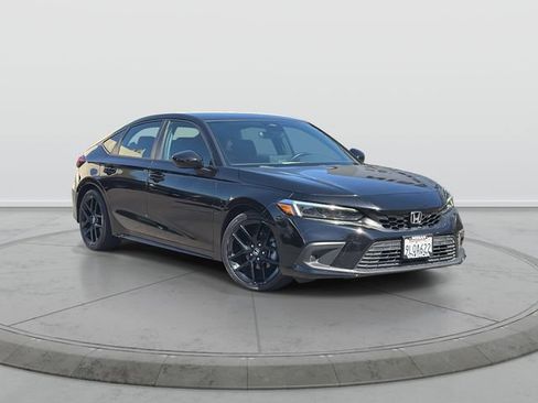Used 2024 Honda Civic Sport image 1